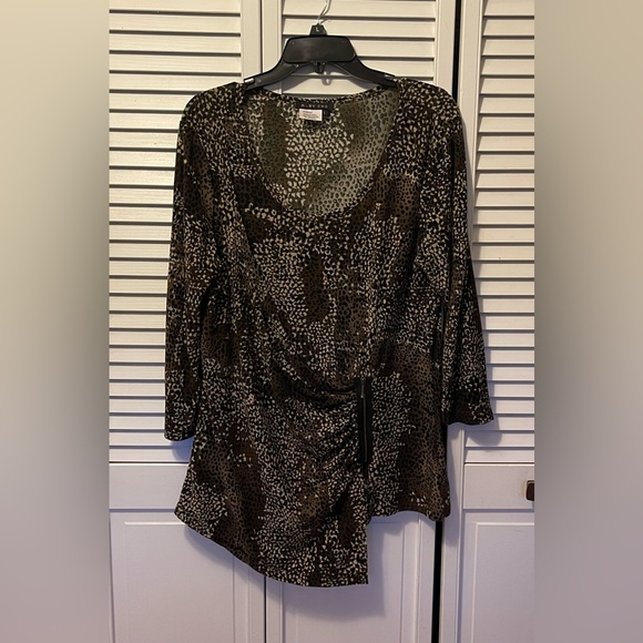 Ruby Cho animal print shirt - Picture 1 of 7